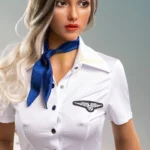 Dollina Sex Doll 169 cm en uniforme d'hôtesse de l'air, pose de face, détails réalistes.