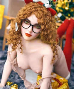 Lilika Sex Doll 150 cm IronTech Doll TPE à quatre pattes, cheveux bouclés roux, lunettes.