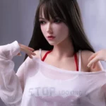 Lovelia Sex Doll 165 cm IronTech Doll en tenue décontractée avec oreilles de chat.