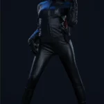Lunia Sex Doll 168 cm IronTech en tenue de cuir noir, masque, pose dynamique, fond sombre.