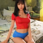 Amalia Porno semble sage mais c'est une vraie Porn Star.