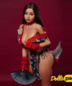 Melodie Sex Doll 153 cm IronTech Doll TPE en pose debout, tenue traditionnelle rouge, éventail noir.